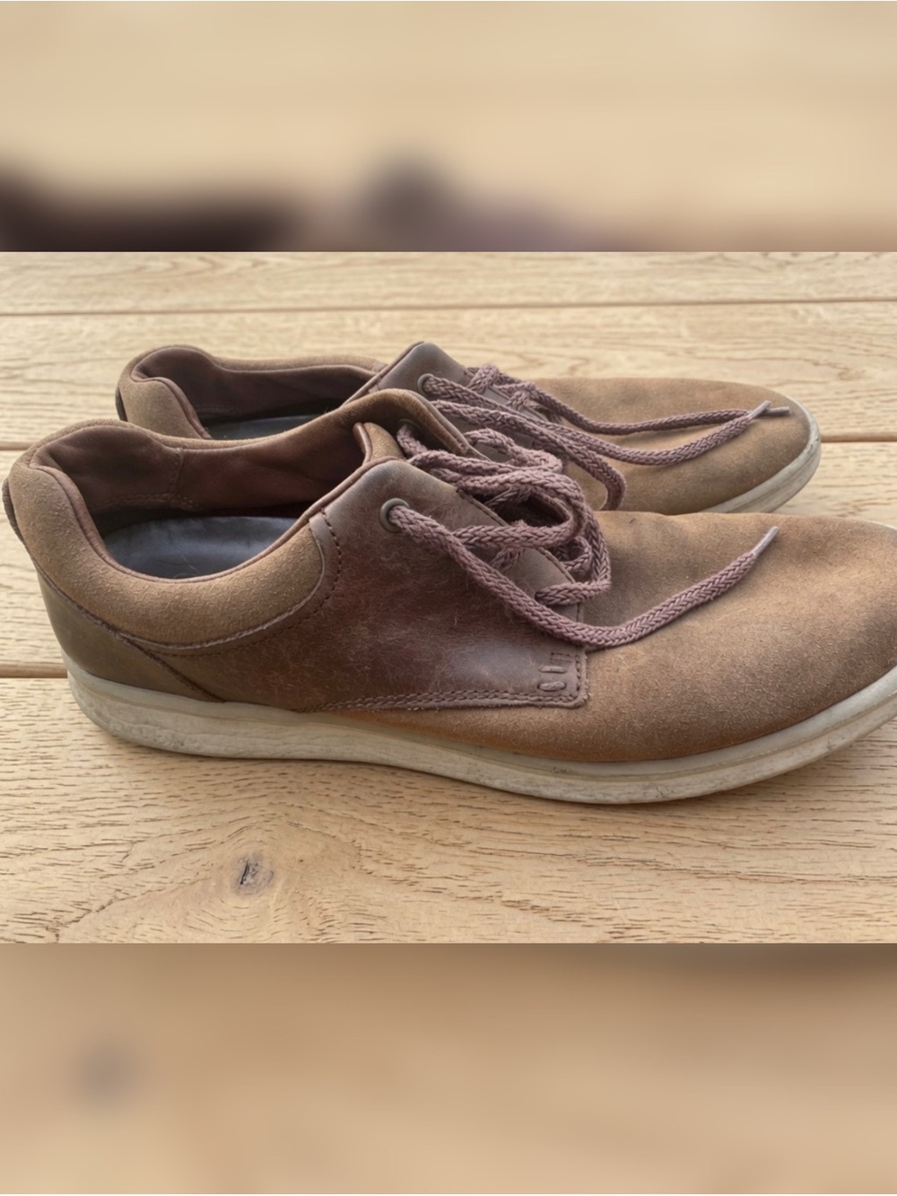 UGG Men’s Brown Leather Suede Casual Oxford‎ Shoes Size 10